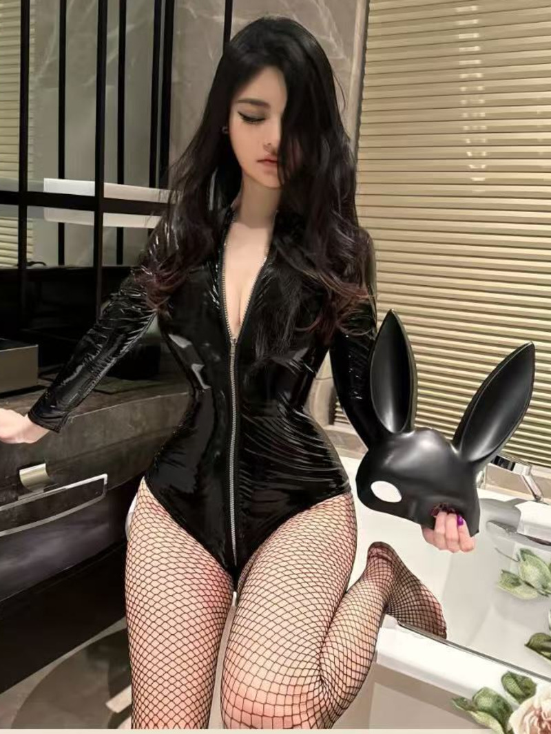 Sexy Patent Leather Bodysuit Z - Women'S Fashion Pajamas recension och pris