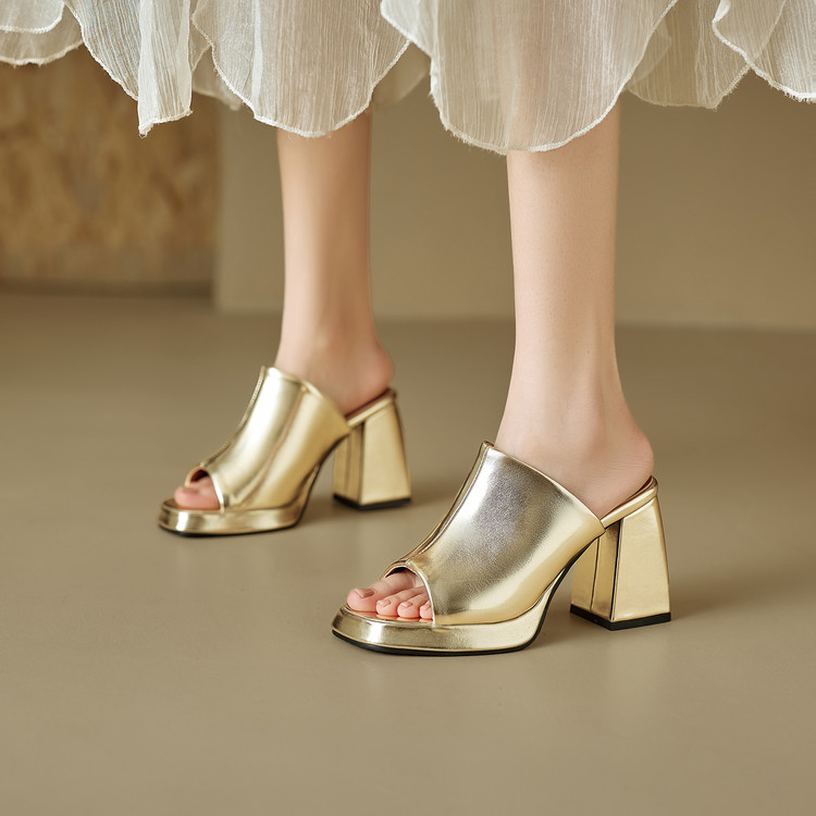 In The Summer of 2026, The New - Women Fashion Trend 2026 recension och pris