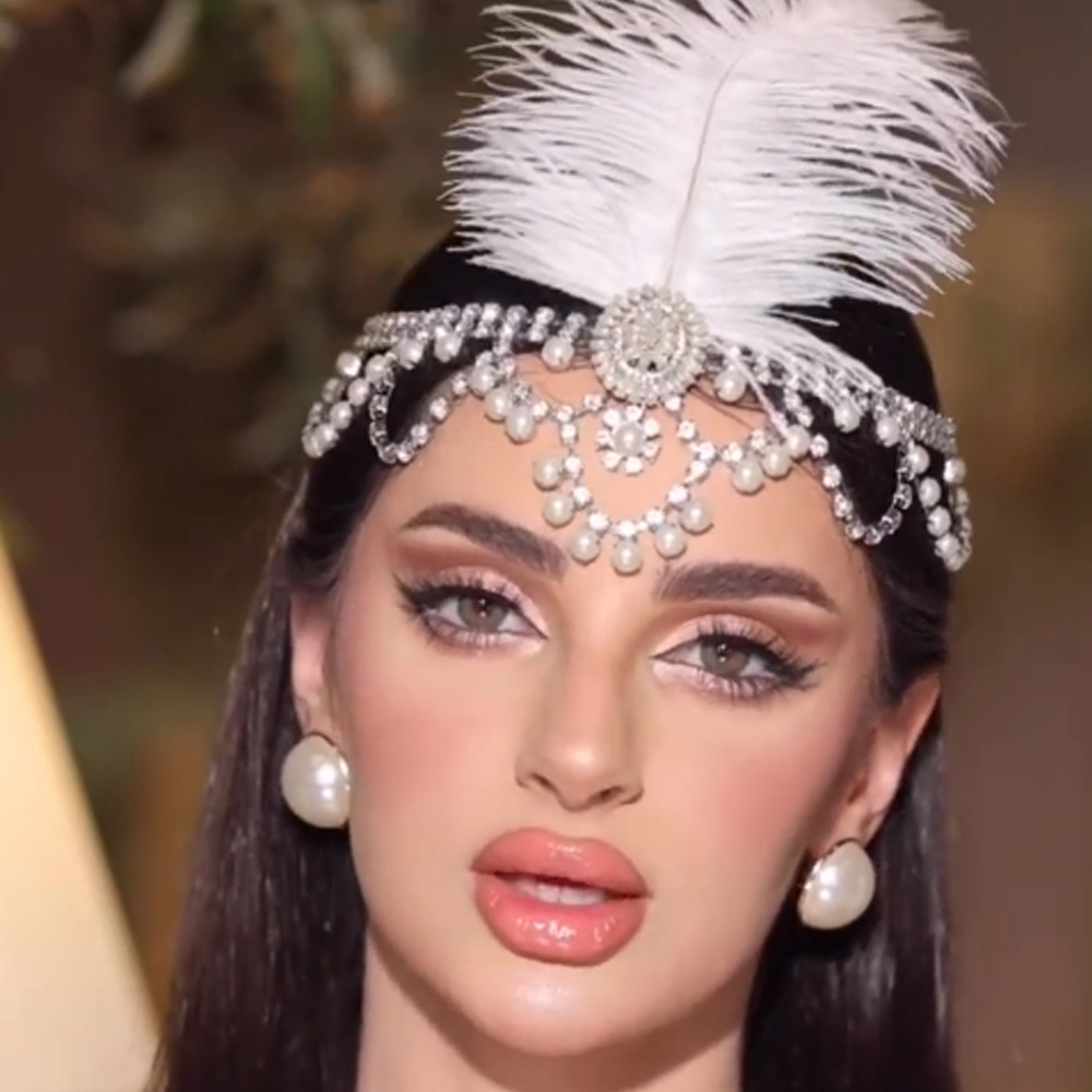 Vintage White Feather Flapper  - Women'S Fashion In 1920 recension och pris