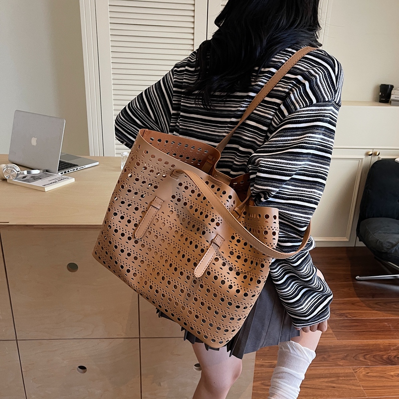 Large Size Shoulder Tote Bags  - Women'S Fashion Boutique recension och pris